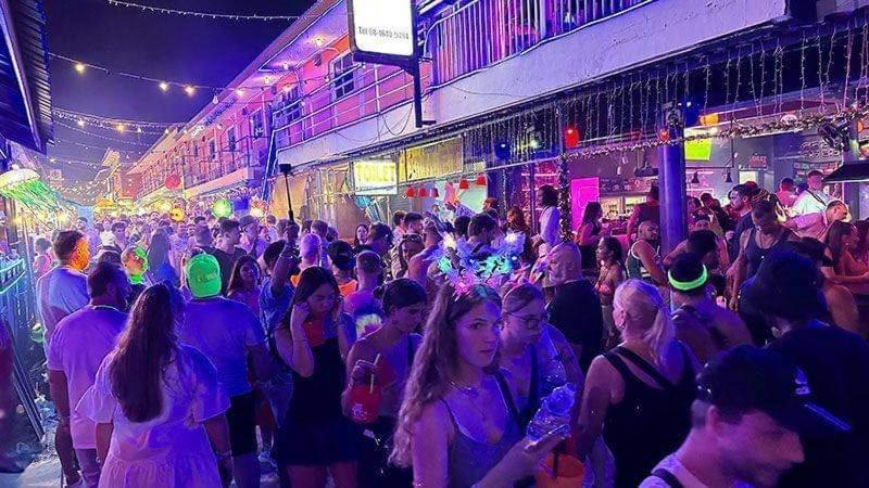 Phangan Mantra Inn Хаад Рин Екстериор снимка